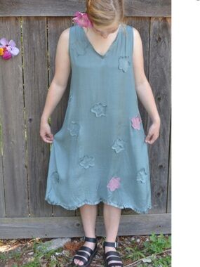 Sleeveless Midi Dress with Floral Appliqués in Seafoam Green